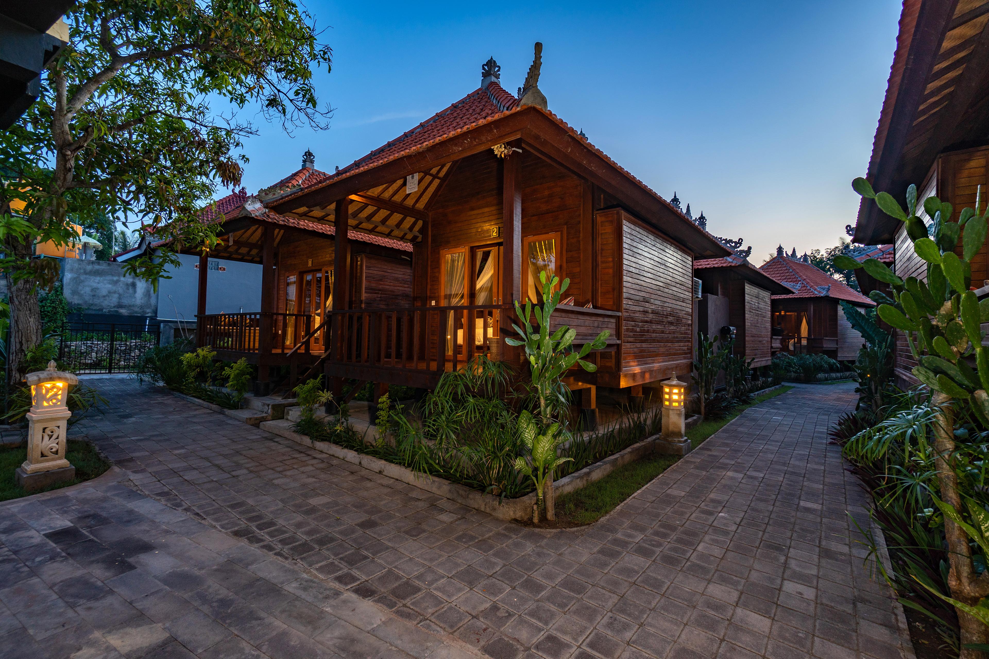 Bale Gede Lembongan Hotel Exterior photo