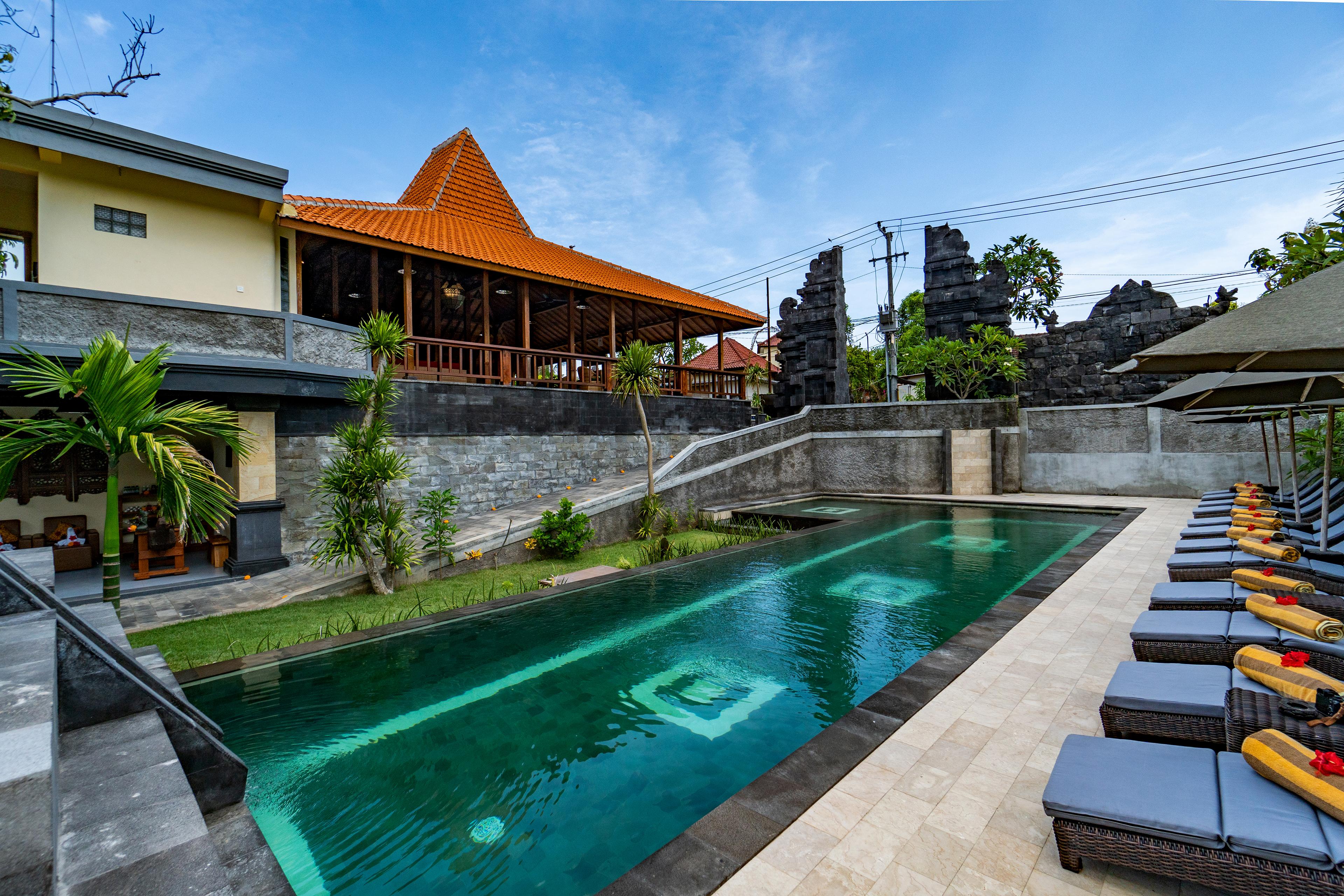 Bale Gede Lembongan Hotel Exterior photo