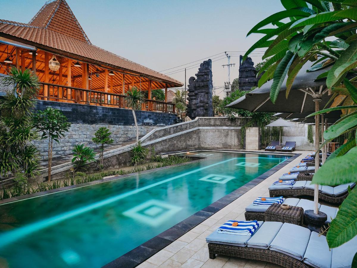 Bale Gede Lembongan Hotel Exterior photo